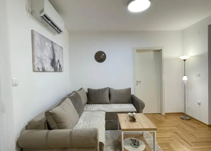 Apartment Luka Lux *